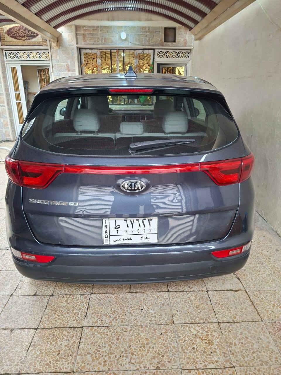 كيا مويدل2018 وارد أمريكي ماشيه 80 الف رقم بغداد مشروع وطني تحويل ثاني يوم ليبل واحد صبغ صفحه السايق بباب وجاملغ أثر جراد فقط حادثها بخشم البنيد ومصبوغ فقط وبدون دواخل السياره جديده جدآ سعرها ب140 وبيهه مجال بسيط للشراي مكاني بغداد حي التراث قرب تقاطع درويش ***********

