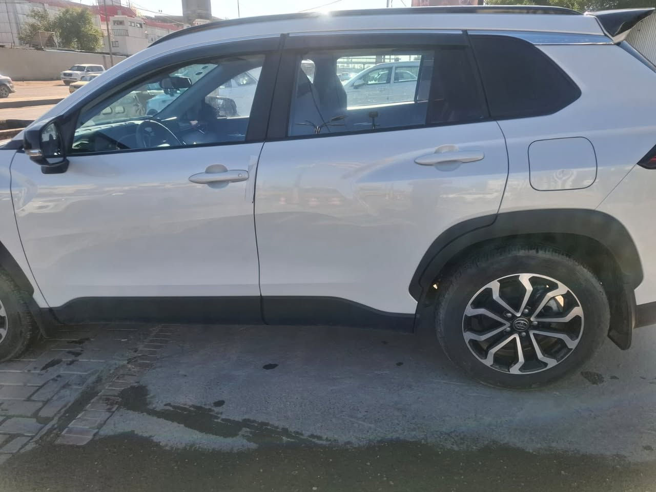 السلام عليكم
النوع : تويوتا كورولا فوتلندر  HEV S ( ) 
الموديل : 2025
عداد المسافه : 6 الف  ( زيرو )
الرقم : بغداد 
السياره كفاله عامه ( زيرو السياره ) 
المواصفات : 
* بصمه + بصمة ابواب 
* فتحه 
* كشنات جلد 
* كراسي كهرباء 
* تبريد قطعتين 
* لد امامي + 5 عدسات 
* اشاير بلمري 
* شاشه + كاميره + كاربلي 
* اتو هولد 
العنوان : بغداد  
كفالة عامة عدة طختين صغار اثر بايسكل مال طفل 
مكلف بلنشر ❤️
***********
