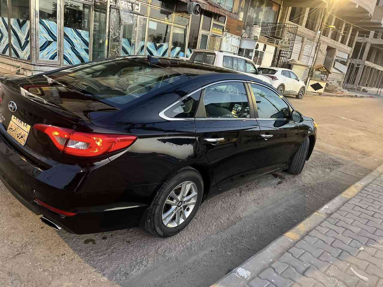 سوناتا 2017 بيع فقط
السياره جاهزه من كلشي وجديده بالعافيه ع الياخذها 
كير مكينه حداديه تخم تاير تبريد كله جديد ماشيه 77 الف 
حادثها جاملغ وبنيد فقط مواصفات عاديه شاشه چبيره تحكمات حساس كامره بلادي 3 انظمة قياده رقم اربيل تحويل وكاله كله يرهم السعر 121 وبيها مجال بسيط مكاني نجف بيع فقط ***********
