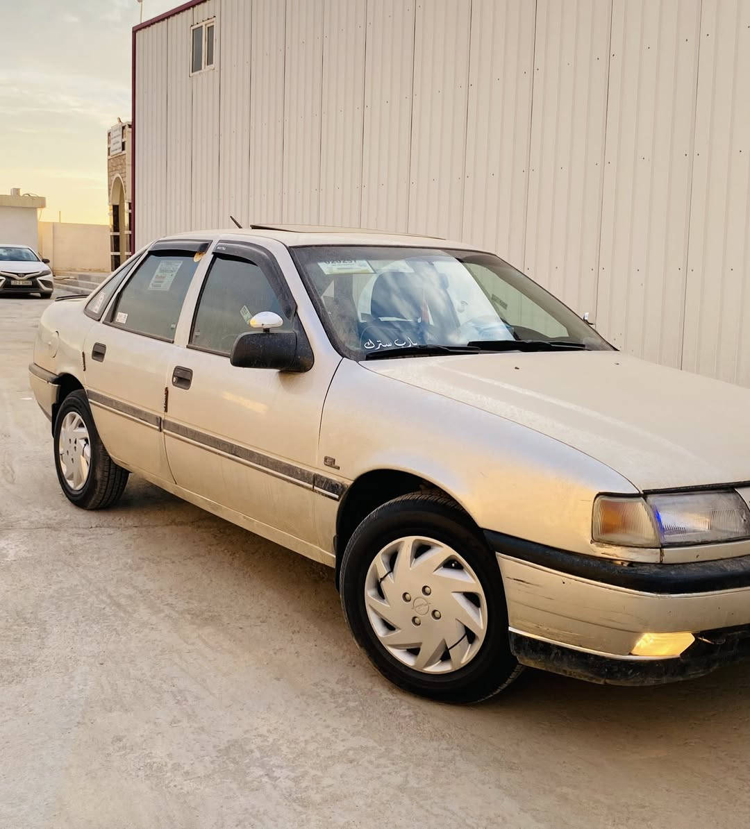 السلام عليكم
اوبل فكترا موديل90محرك20صبغ جماليه شرط لا ضربه ولا حادث محرك وكير مكفول كابون بانزين بأسمي رقم سليمانيه ثاني يوم احولك هزه وسنويه جديد تخم تاير جديد السعر 45وبيها مجال 

***********
