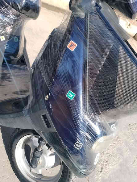 سلام عليكم يماهة نكره سلف كهربايت كله شغاله لايت زينون اشاير هورن كفراته نضيفه اكسل  بلشرط صواته ناعم كيج بانزين شغال سعر 225 اوبيه مجال ***********
