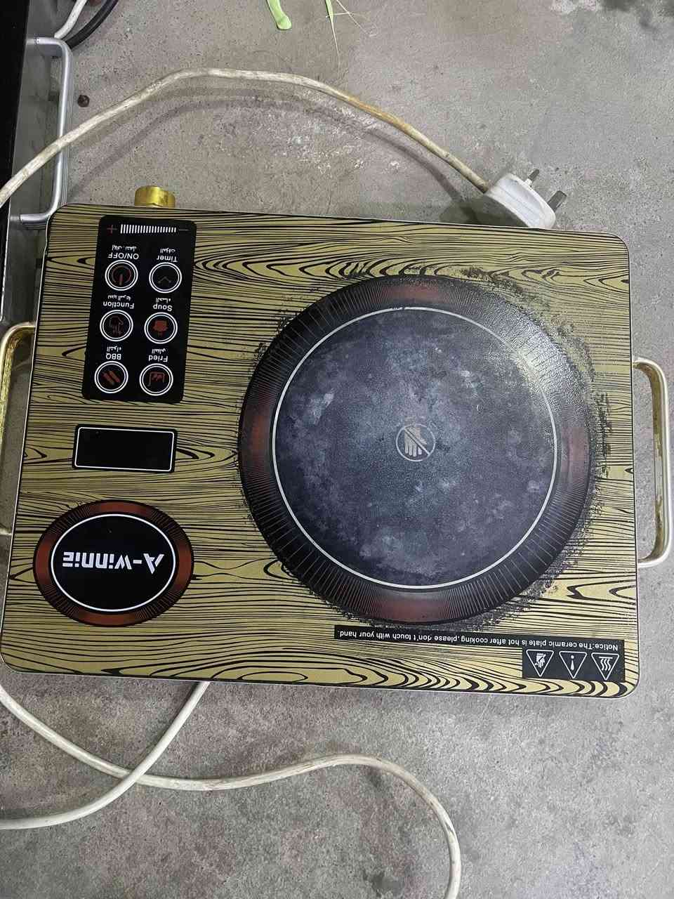 السلام عليكم. طباخات ليزريه للبيع شرط شغل ع الفحص ونظافه . شطره ع الحولي عنوان .للتواصل ***********
