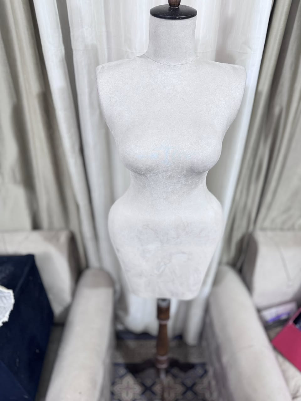 مليكانة تجنن قياس ٤٢ مابيها اي ضرر وجديدة بس هذا الحبر الي موضح بالصورة ماخذته ب١٧٠ ابيعه ب٦٠ قفل


**إذا كنت صاحب هذا الإعلان وتريد حذفه لأي سبب، رجاءا أرسل رسالة إلى الدعم الفني**