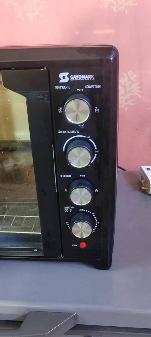 اوفن استخدام قليل نظيف كلش جحم كبير 60×40 سعر 90 حي جميلة الاولى  ***********
