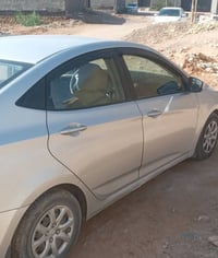 اكسنت ٢٠١٤ • محرك ١٦٠٠ • باب مبدل