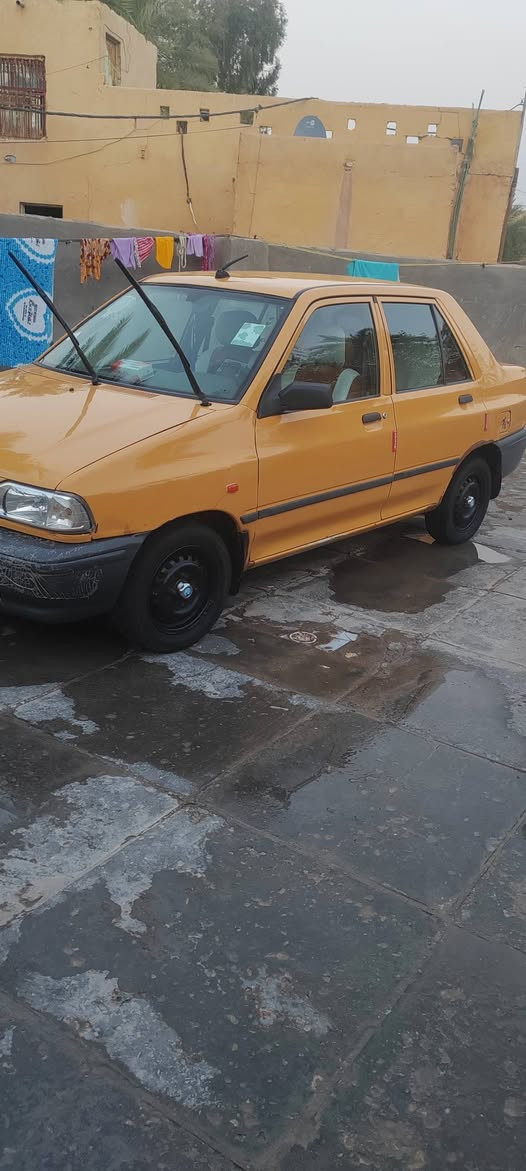 سايبه للبيع سياره نضيفه موديل ٢٠١٥ سنويه ما صاقطه سعر ٣٧ وبيه مجال شراي يجي خاص او يتصل بيه وبي خير و يدالل مكاني دوانيه تليفون ***********
