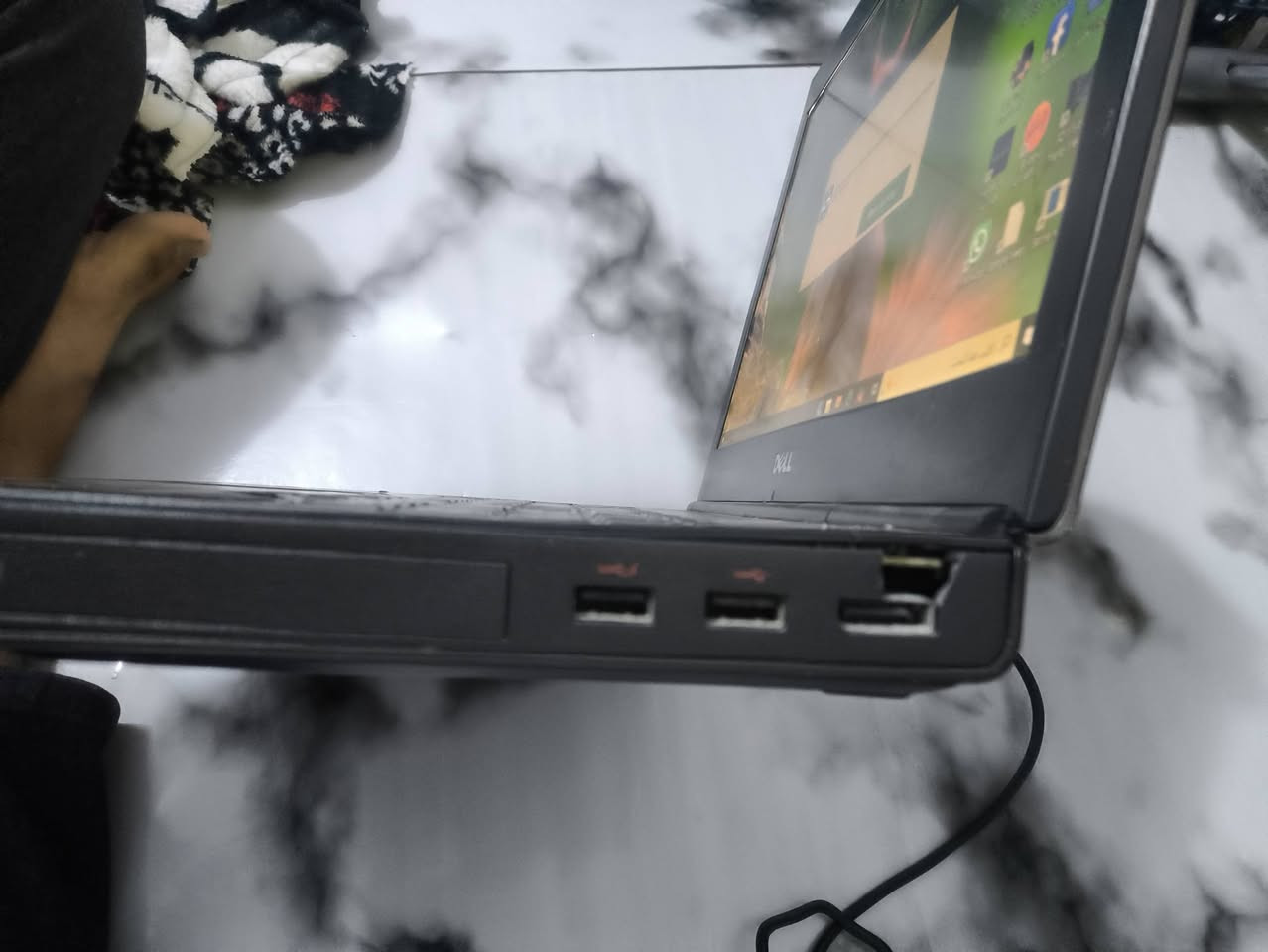 سلام عليكم لابتوب مستعملdll4700 corei7 جيل 3 هارد 512 ssd  كارت خارجي 2g نوع كوادرو k1000m وبيه بس الكسر الي  موجود بل صوره والبطاريه تحتاج تبديل اريد مراوس باقوه واطي فرق او بيع مكاني نجف


**إذا كنت صاحب هذا الإعلان وتريد حذفه لأي سبب، رجاءا أرسل رسالة إلى الدعم الفني**