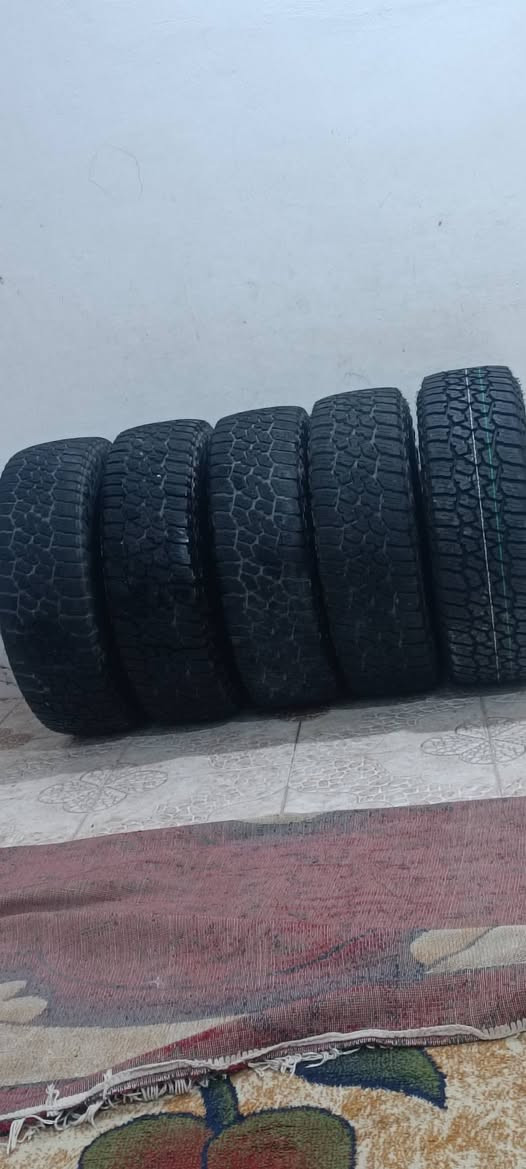 طخم خشن 5 سبير ما مستخدم  جيب كومباس 17 للبيع***********
