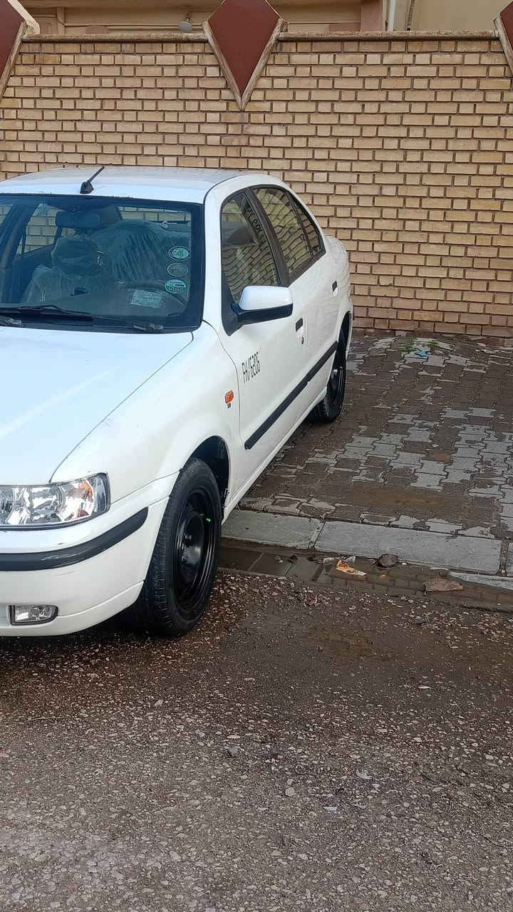 سمند مديل (10) سيارة جاهزة من كلشي كير محرك حدادية كهربائيات كلة شغالة رقم (قادسية) دواخل نضاف تايرات نضاف السعر (38) وبيهة مجال مكاني نجف للأستفسار الاتصال (***********) او واتساب
