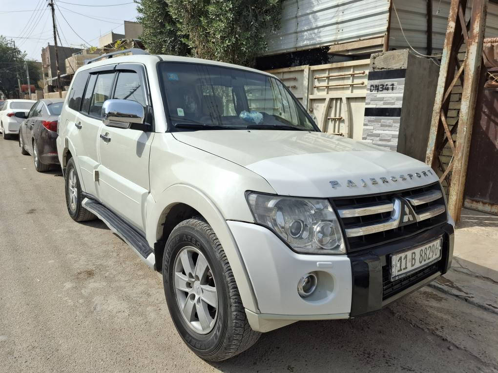 السلام عليكم للبيع او المراوس ميتسوبيشي باجيرو موديل ٢٠٠٨ حبتور فول مواصفات ١/١ سبعه راكب
فتحه
كشنات جلد +كهرباء
فور ويل شغال 
شاشه طويله 
تدفئه وتبريد ثلج ٣ قطع 
حساسات 
دمام
تحكمات استيرن
اشاير بالمري +مري شفط 
محرك ٣٠٠٠ وكير كفاله حداديه وصدر جديد تخم تاير جديد ارقام وهزه جديده كهربائيات كلها شغاله مصبوغه عام ومعمره (لغود وشواصي كفاله ) السعر ١٠٢ وبيها مجال 
مكاني الدوره ابو دشير 
رقم الهاتف *********** بغداد, العراق
