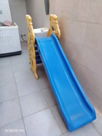 دراجه اطفال شحن وزحليقه الدراجه 45 والزحليقه 40بغداد زعفرانيه 07838912...