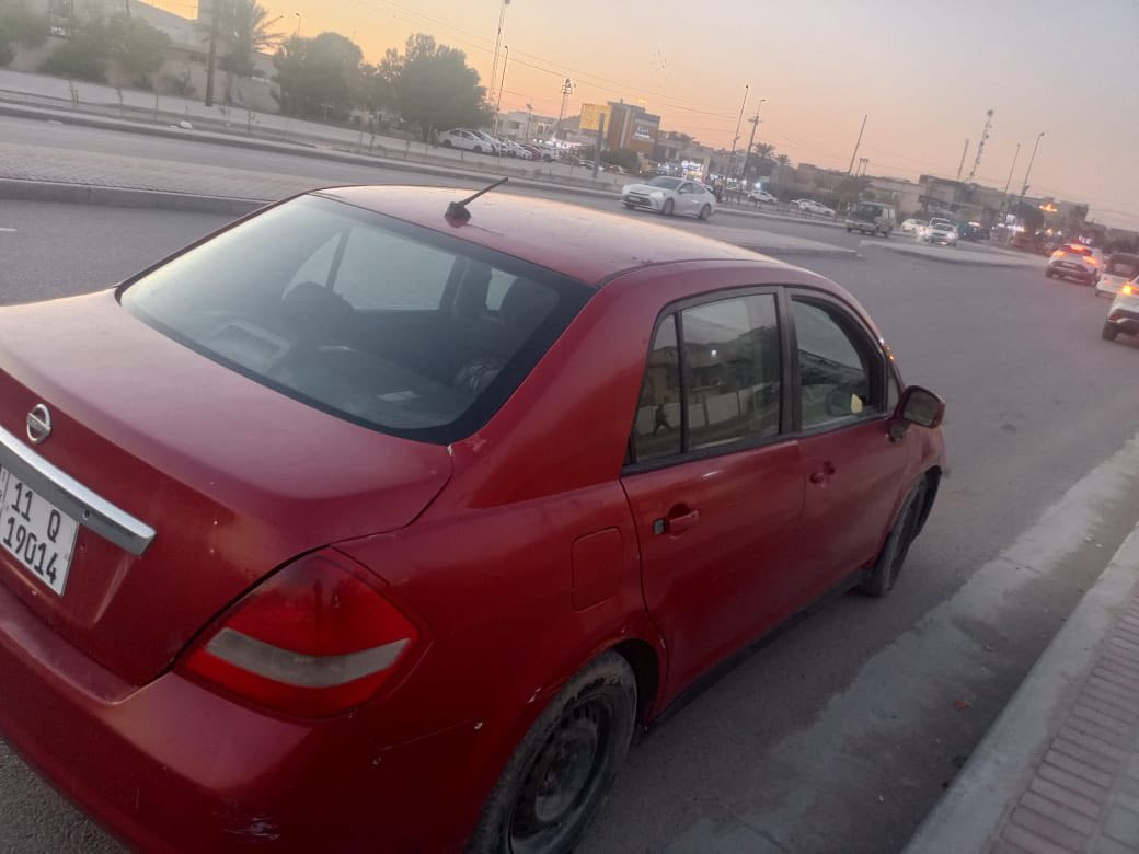 نيسان فيرسا2010
النظافه وسط المحرك زين مابيي تبخير الكير البك ميرجع  الصدر وسط 
حادثه جاملغ خلفي السياره يحتاجها ترتيب 
السنويه اصدار جديد باسمي السعر58وبيه مجال 
مكاني بغداد حي الجهاد

***********
