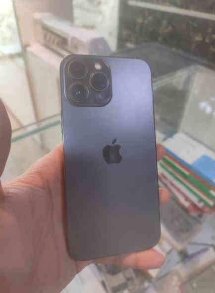 السلام عليكم
13 pro max
مواصفات كدامك جهاز كلة شغال عدا الخط 
السعر :240 بي مجال 
واتس اب واتصال 
***********
