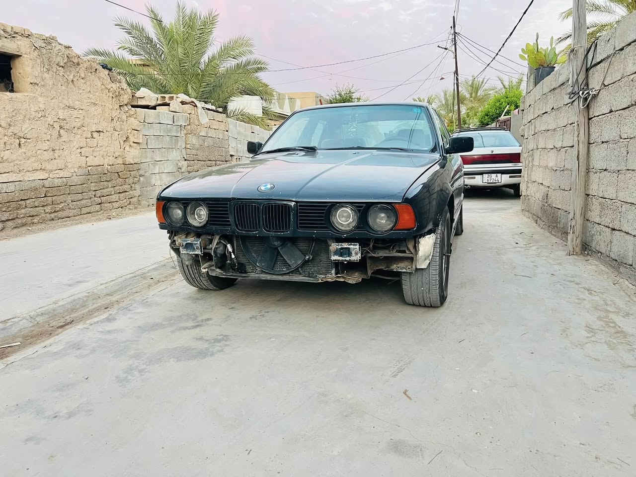 السلام عليكم
Bmw 525 بي ام 

موديل 90 فول مواصفات كشنات جلد وكهرباء 

تبريدها ثلج اربع جامات كهرباء فتحه طكتين اسود غير محدد بلسنويه 4 تايرات جدد فلنجات امامي و4 دسك جديد كير اوتماتك ستيرن صقر شاشه اندرويد وكامره خلفيه الدعاميه مالتها موجوده هي والدوسه من صفحه الحادث 

بيها جامرلغ والباب مبدلات ابيع ع حادثها  43 وبيها محال لشراي السياره مناقصها بس صبغ باب وجامرلغ مكان الحادث وصورتها قبل الحادث بلمنشور


**إذا كنت صاحب هذا الإعلان وتريد حذفه لأي سبب، رجاءا أرسل رسالة إلى الدعم الفني**