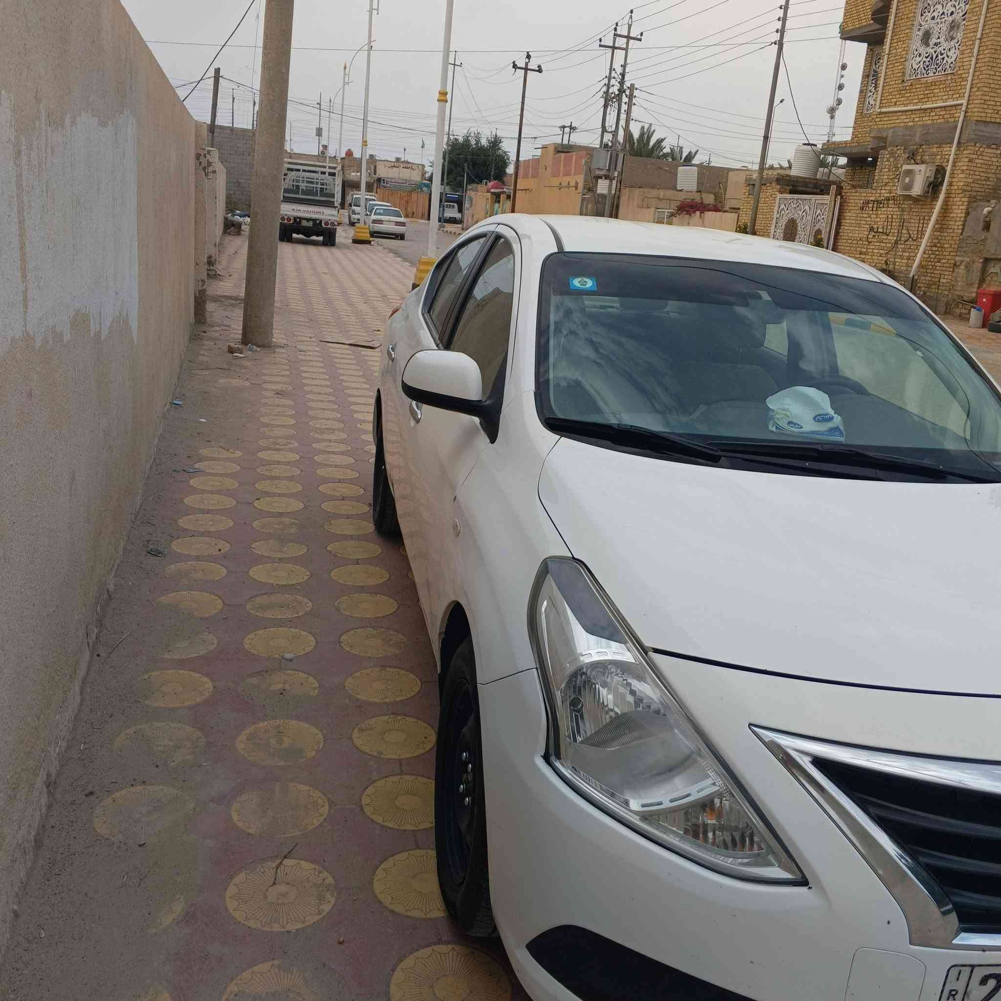 السلام عليكم للبيع   نيسان صني 2022 هندي معاقين ذي قار  السعر 105 وبيه  مجال  ***********
