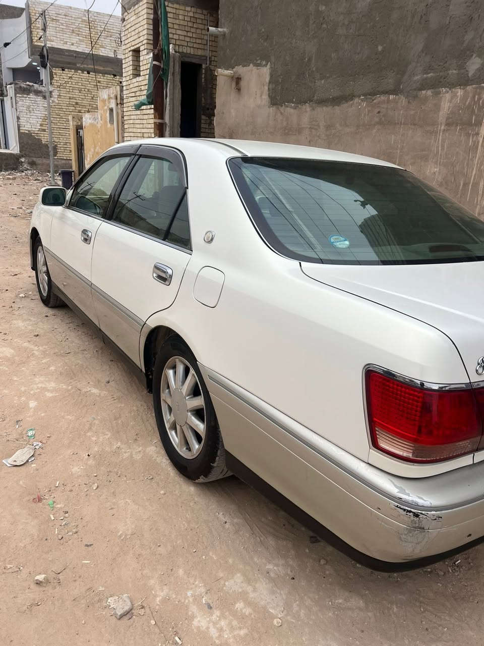 ﷽
السلام عليكم ..  كراون  ((   ملكه.  ))

للبيع ملكه. رقم كركوك نكليزي مداور ثان يوم وين ماتريد 

واصل بكل المحافظات  

موديل 2001 _اصل 

تحوير جوه نجف  وفوك نجف دشبول

مكينه. vvt3000جديده بل كارتون ستوني شاده

كير مكينه حداديه تخم تايركله جديد 

 

كفاله كص وضربه ونقل جثه لون ابيض لؤلؤي 

سياره جديده كلش وجاهزه  وما عايزه برغي 

✅  ♕  المواصفات ♕✅          :

✅2دكم 

✅  كشنات كهربائي

✅  مري شفط بلاد  

✅  كامرة خلفية 

✅  نفكيشن خرائط 

✅مثبت سرعه

✅ غرفة بيجي

✅ سييدي 6. اقراص

✅ ويل كب نجمه ابيض اصلي

✅تحكم استيرن 

✅ برده خلفيه 

✅

✅ 

✅منضومه زنون 

السعر 150 وبيه مجال 

واذ ما عجبك السعر كلشي اكو بل سوك 

وحسب النظافه 

العنوان : نجف الأشرف 

ل اتصال 📞 ‬‏ ‭ ‭0780 818 7551‬
