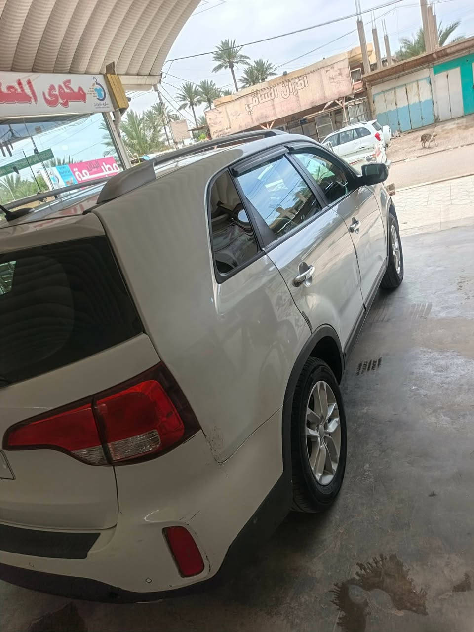 سورنتو 15 امريكي ضربتها من امريكا الدعاميه وشوية من البنيد وبالعراق صار بيها جراد وانصبغت الجاملغات الاماميه وبداية التكم صبغ فقط والسونار موجود بالصور 
رقم كربلاء مميز 870 تباع مع الرقم
السعر 139$ وبيها مجال 
***********

