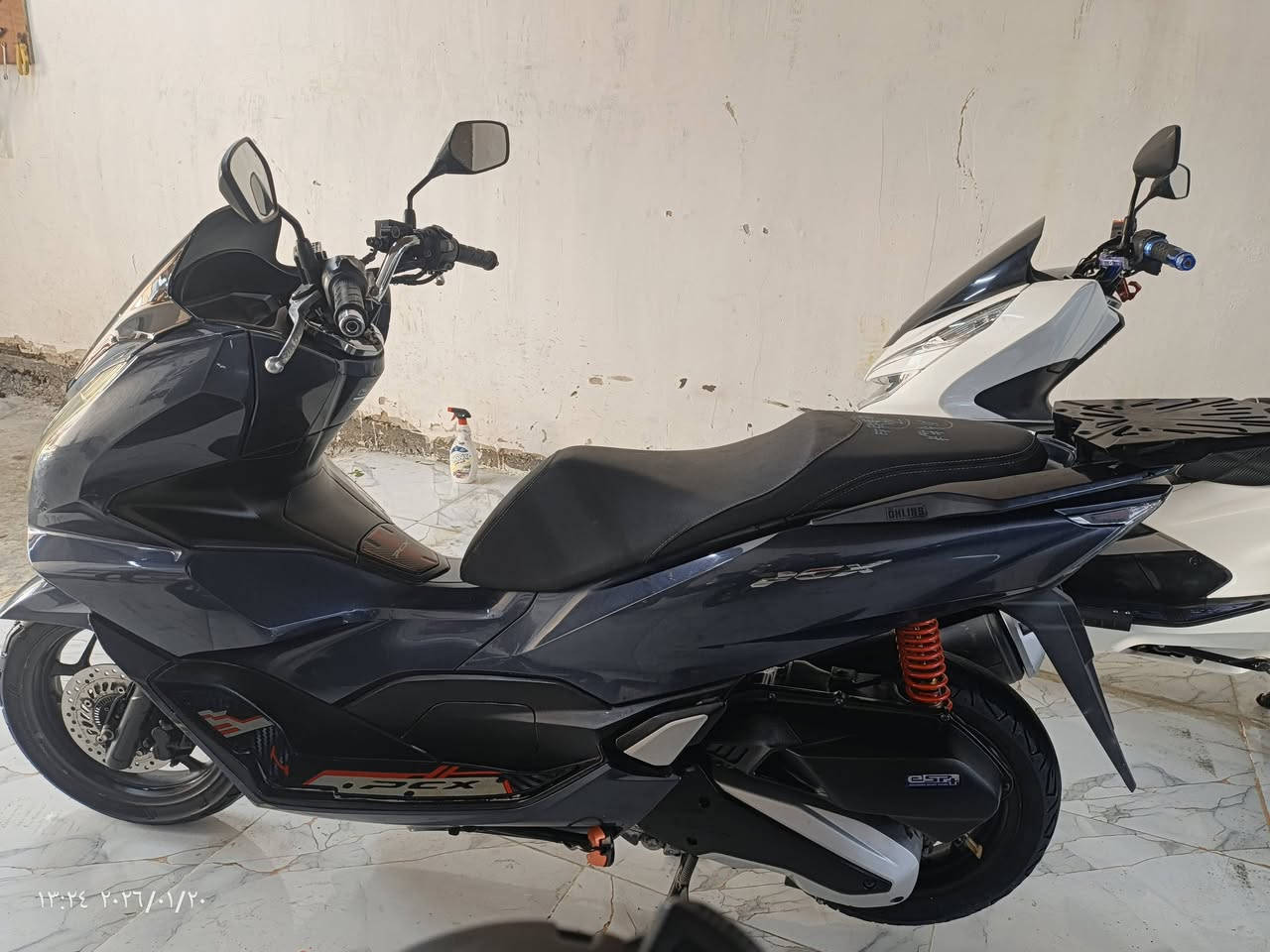 يا الله اللهم صل على محمد وال محمد معرض الطيف الفرع الثاني بغداد حي البتول قرب فلكه حي النصر اليوم نعرض لكم هاي القطعه الجيل الرابع الكفاله عامه الواحد على 1 لا ضربه ولا شخط مقفوله مكينه وكفر ماكينه مفتوح بها برغي ترجع كفر تجاري مصبوغ ترجع السعر جودة السوك 18ونص رقم‏‪***********‬‏
