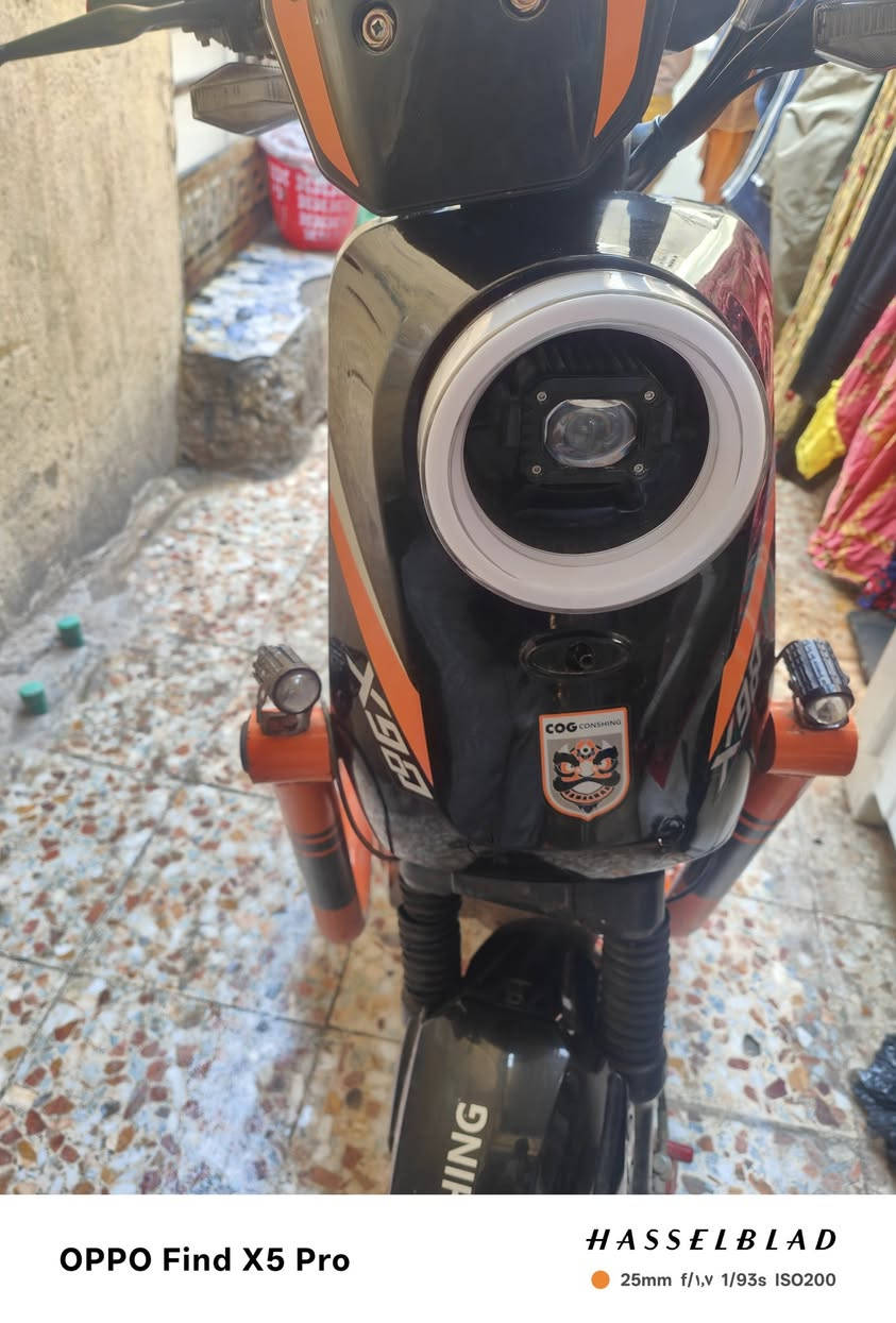 سلام عليكم اكس 900 البيع 5بطاريات 33مبير الملف 2000 دراجة نضيفة وجاهزة  مكان دراجة البصره القبله حي القائم السعر 450وبيهة مجال الشراي       ***********
