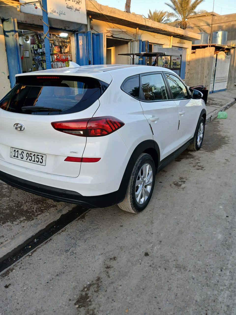 السلام عليكم توسان وارد امريكي موديل 2019
رقم بغداد تحويل مباشر 
سيارة جاهزه مابيها اي نقص مال جناي
السونار مرفق مع الصور #السعر 160 بيها مجال 
العنوان بغداد المعامل الحسينية 
, ***********
