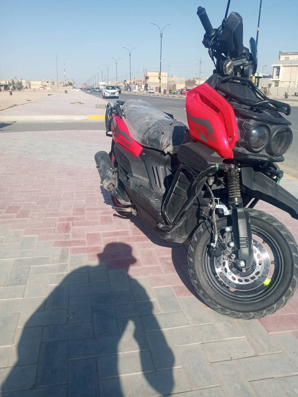 للبيع دراجه سكنس جبلي بيع مستعجل الدراجه نضيفه ونشطه السعر 900 وبيها مجال المكان كربلاء الحزام الخضر للتواصل ***********
