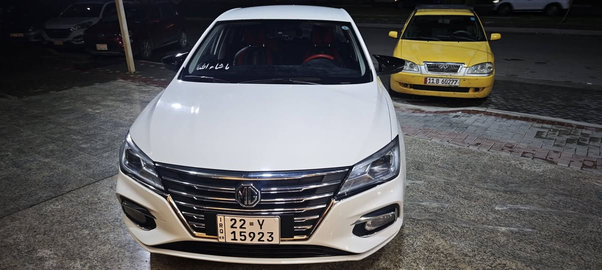 السلام عليكم سياره للبيع
نوع MG 5 موديل 2023 

سياره كير محرك تبريد تدفى صدر أمام خلفي دبلات الكل بلادي 

مامفتوح بيها برغي ولا مبدل 

الويل كب بلادي مصبوغ اسود حراري اصلي 

شاشه كبيره حساسات خلفيه 

شادها على ايدي بلادي عن طريق شاشه مع صوت الحساس 

سستم سماعات عدد٤ مشدود بلادي 

داشكم اصليه تصوير عن طريق الشاشه 

بانزين محسن فقط 

بيها فقط صبغ بل دوسه الي بضهر السايق من جوا ع حك شبر 

سعر 105 $وبيها مجال فقط حق الجيه***********
