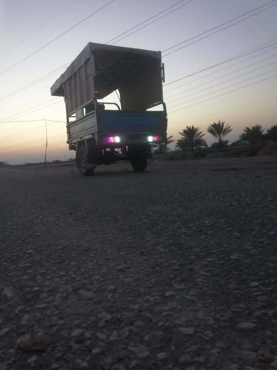 سلام عليكم ستوتي البيع جمري مكان الديوانيه ناحيت غماس السعر خاس***********
