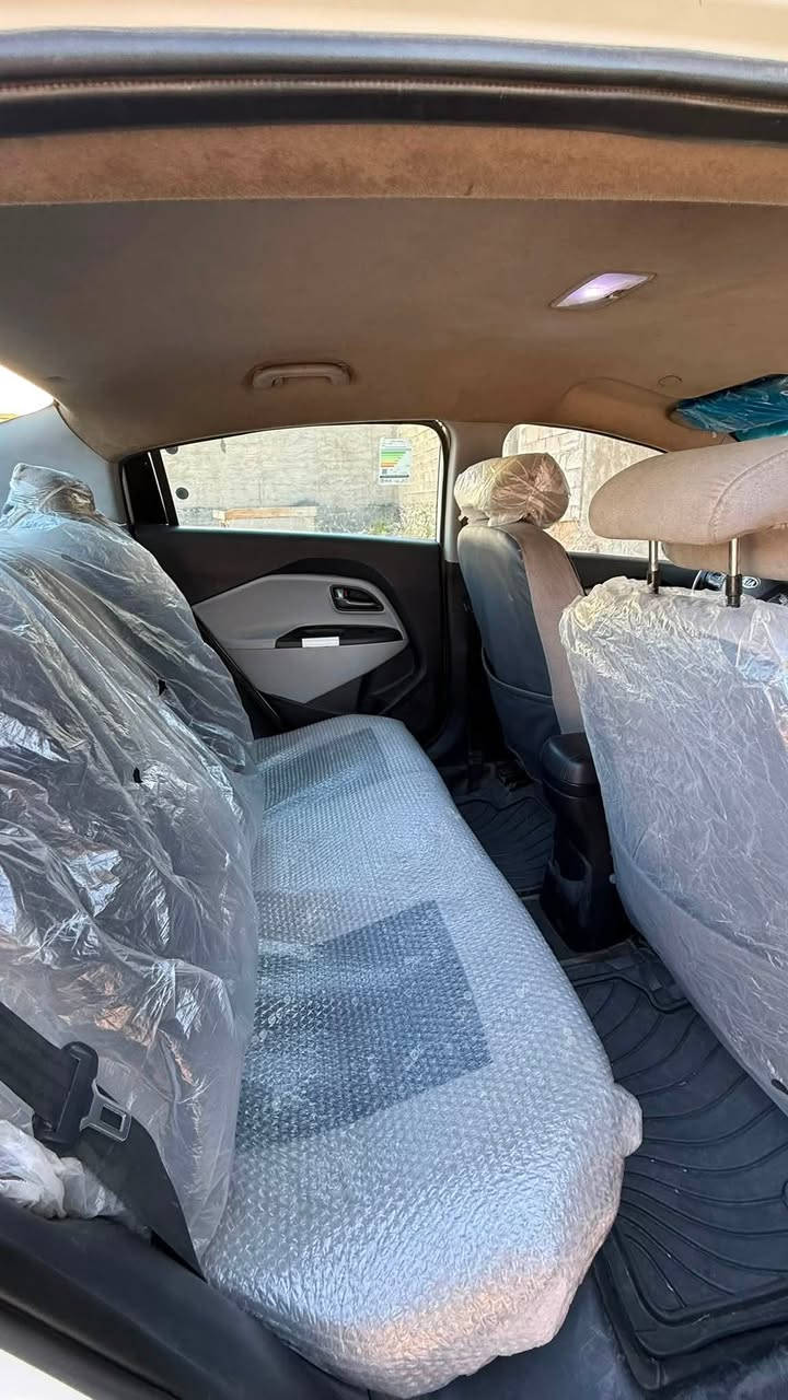 كيا ريو موديل 12 خليجي
رقم سليمانيه
محرك 1600 دوش كير at
تبريد ثلج
بيه صبغ جاملغات 2 وربع باب اموضح كلشي بسونار موجود بصور مواصفات :شاشه /كامرا//رادار خلفي/ مري شفط/
اشاير بالمري/نضام ايكو /لايت زنون/لدات امامي خلفي/
المكان انبار /رمادي
السعر 80 وبيه مجال تعال وتدلل
اي ستفسار اتصال
***********
