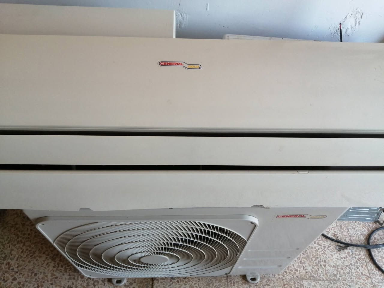 للبيع سبلت جنرال كولد ٢ طن نظافة فول كامل مع كافة ملحقاته وشرط الشغل مع ضمان اسبوع السعر ٣٥٠ وبي مجال بسيط


**إذا كنت صاحب هذا الإعلان وتريد حذفه لأي سبب، رجاءا أرسل رسالة إلى الدعم الفني**