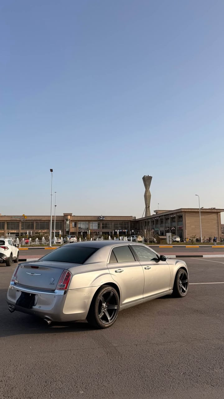 يا الله المهم صلي على محمد وآل محمد البيع اوبامه متومه اربيل ما أبيع لك إذا ما دكها حاسبها وتفحص الرقام متومه اربيل رقام وسنويه طبق لأصل على الشاصي
2014 مكينه5.7هيمي كفاله محرك كير حداديه تبريد تدفئه كهربائيات بشرط تفحص وين ما يعجبك ربع ما تصرف عليها واثق من كلامي وسولف كصه جنطه بدون  ضربه ومعجون بيها بعض الرشات فول مواصفات ما عدا الفتحة غرفتها زيررو تخم تاير ويل20
سياره يعجز السان عن وصفها متعوب عليها وجديده بس الضروف حكمت موفق ال ياخذها مكانها بصره. السعر58وبيها مجال تعجبك هلا بيك ما تعجبك لا تعلق رحمه ال موتاك لاستفسار ‭0773 837 7863‬ الزبير, البصرة
