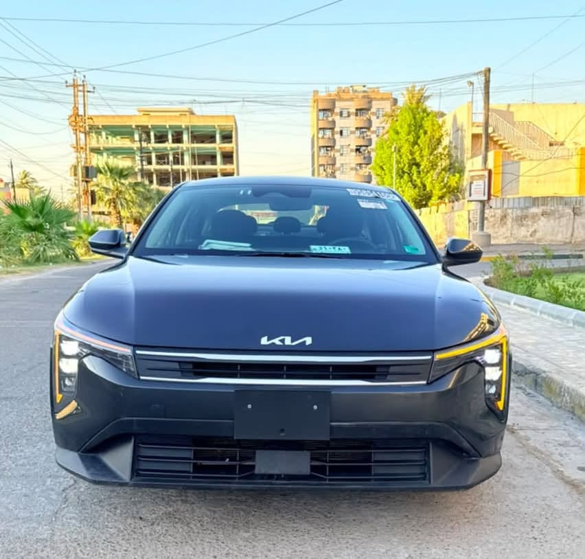 السلام عليكم KIA K4 2025 LX وارد امريكي
بصمة  / هندبريك دكمة  / لايت LED  / مكينة 2000 دوش / شاشة كبيرة متصلة ديجتال   / اوتو هولد / LED امامي وخلفي / قيادة ذاتية / كامرة دوارة / رادار تعديل مسار / اوتو بريك / مود درايف / تحكم ستيرن / كروس سرعة /مانع انزلاق / بلوتوث / اواكس / USB / ماشية 4000mi 

حادثه موضح بلصور مبدل فقط جاملغ امامي بدون دواخل

مكان السيارة بغداد البلديات 

للتواصل *********** 

ملاحضة السيارة بدون رقم دخول جديد
