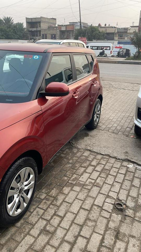 السلام عليكم
للبيع فقط بدون مراوس

كيا صول موديل 2022 

وارد امريكي ترقيم جديد بغداد

بأسمي تحويل فقط 

سيارة نظيفه جدا شغل واطلع محافظات 

ماشية 52الف  فقط مشي امريكا

مواصفات 

شاشة الكتروني ديجتل 

محرك 2000 دوش 

مانع انزلاق

نظام نقطة عمياء 

كروز مثبت سرعة

شاشه كبيرة كار بلي 

تحكم جهتين ستيرين

حساس اطارات 

3 وضعيات قياده

‏ SPORT-SMART-NORMAL

-------------------------

للأستفسار ***********

تمعن بالصور زين وبعدها خابر

لاتخابر اذا ما شايف الصور زين

شراي خابر وع راسي اخليك والسوك موجود

السعر ١٣٠ بيها مجال بسيط  جدا كد ورقه ورقتين السونار والحادث موجودات
