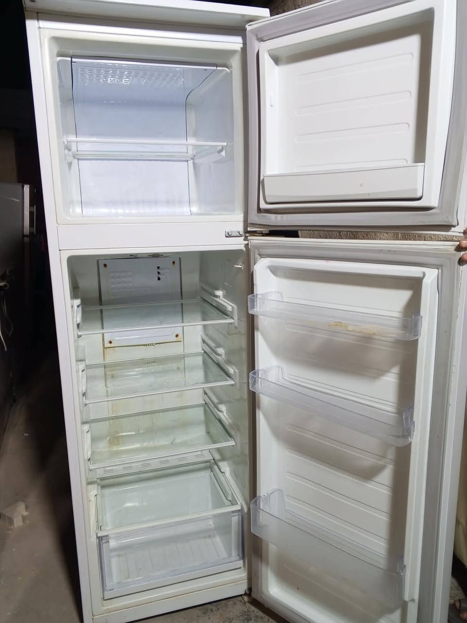 ثلاجه حجم 20 نضيفه كلش شرط لتجميد ع فحص سعر 200


**إذا كنت صاحب هذا الإعلان وتريد حذفه لأي سبب، رجاءا أرسل رسالة إلى الدعم الفني**