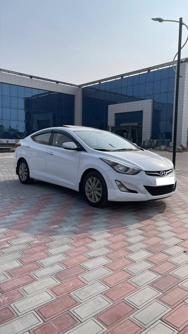 سلام عليكم
النترا 2016 رقم بغداد دولي 
خليجي فول كفاله من صبغ وحادث مكينه دوش بيه بارد بالباب شي بسيط وشوي بجنطه
فتحه اشاير بــ مري ومري شفط قطعتين تبريد شاشة
السعر 139 وبيها مجال
مكلف بالنشر ***********
