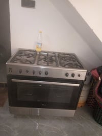 طباخ • للبيع