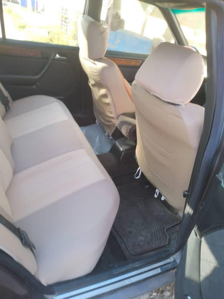 السلام عليكم للبيع مارسيدس دب موديل ٩٥ نظافة ١٠٠% محرك وكير بطة رقم انبار اوربي باسمي كل نقص مابيها فقط التبريد ومصبوعة جمالية العنوان صلاح الدين سامراء رقم الهاتف ***********  السعر ٦٥ وبيها مجال
