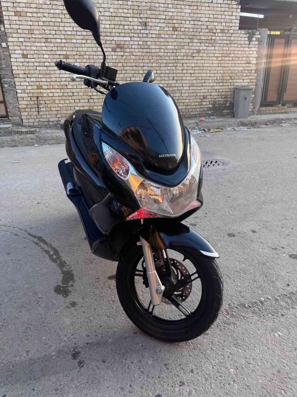 سلام عليكم pcx جيل اول ياباني JF
الدراجه مال رمبه ومكفوله حته من الطسه
ماشيه 29k✅
حساس ازدحام حساس استان✅
بعدهة بعدتهة مال شركه وياها منفيسهة الاصلي
وابيعلك من باب البيت وجيب وياك فيتر وتعال
السعر 13 وبيه مجال بسيط مكاني الامين الثانيه
شراي اتصل ***********
