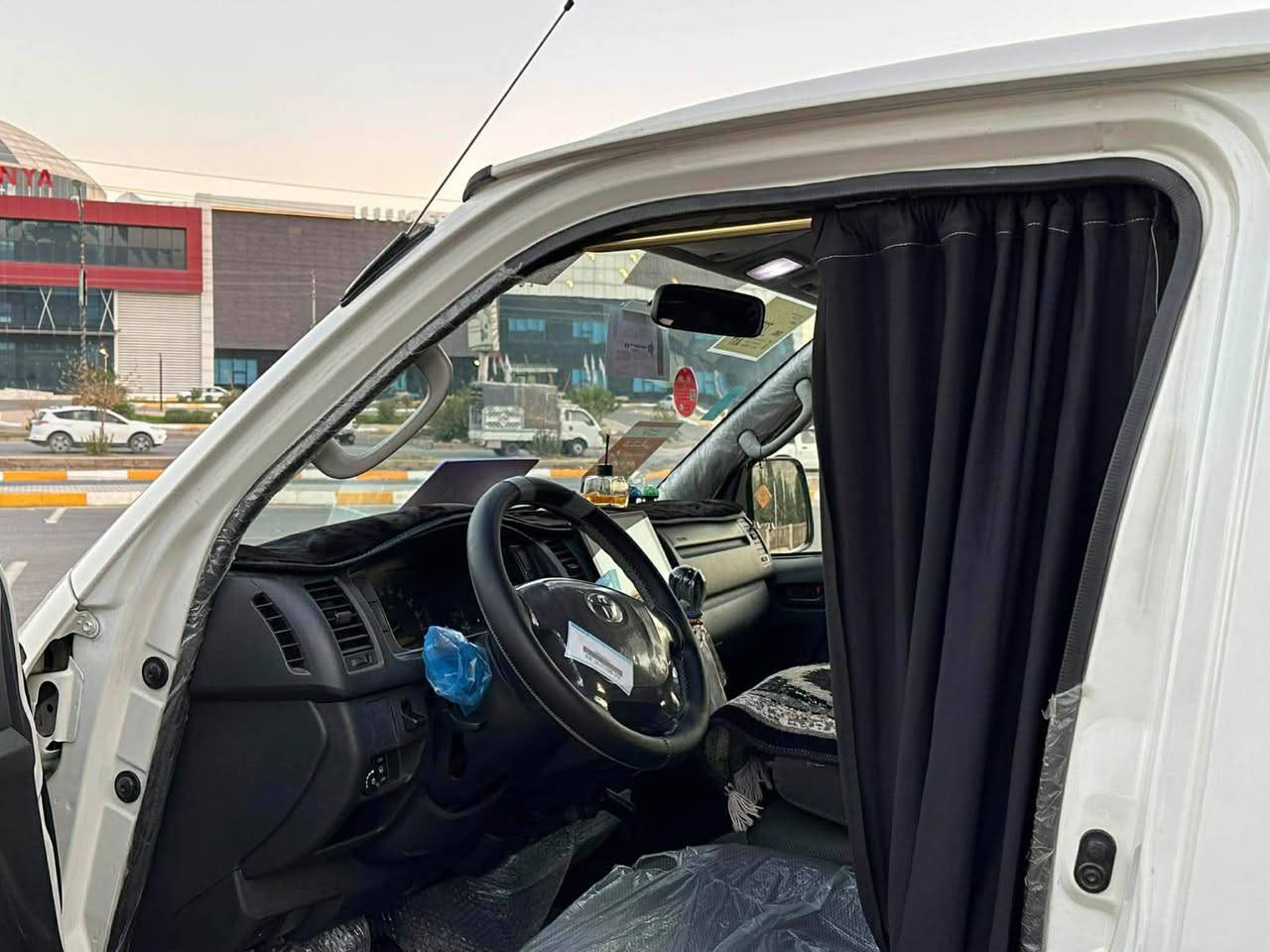 تيوتا هايس ٢٠١٤كغاله عامه حره رقم انكليزي بيع مستعجل سعر195رقم مفتوح بكيفك اتصال او واتساب ‏‪***********‬‏ بيع مستعجل
