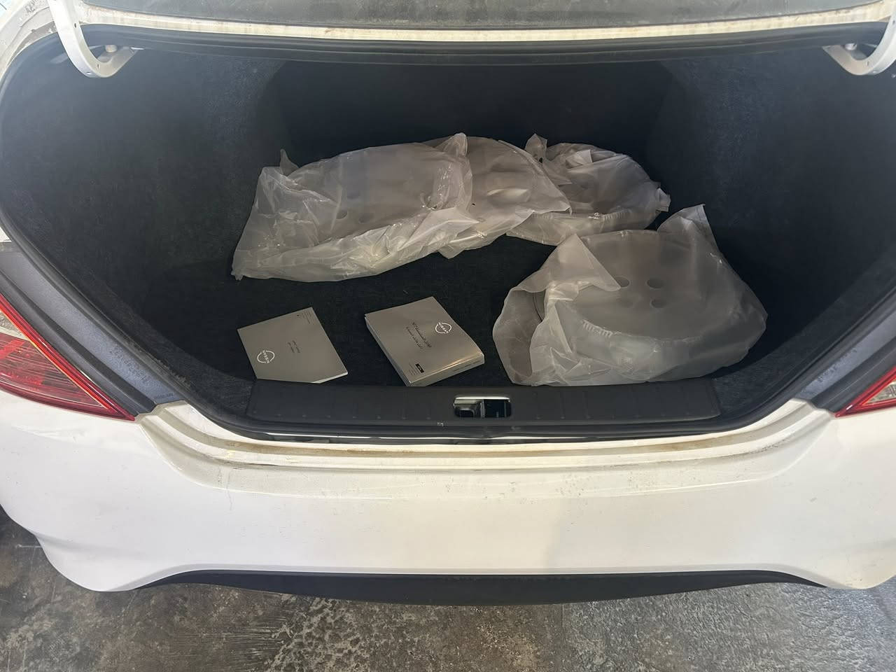 عرض خاص عرض خاص🔥🔥🔥🔥
ضمان 3سنوات او 100الف كيلو

نيسان سني موديل 

2025

2025

 هندي هندي هندي ابو البليته الزكه زيرو صفر كيلو متر 

رقم اربيل الدوالي الجديد تريد وكاله تريد تحويل 

موصفات 

شاشه 

ويل 15

اريل نفكتر

مكينه 1500

داخل بيجي

كامره اماميه 

داخل عسلي 

تحكم ستيرن 

يدات نيكل 

سبايدر 

شباك خليه ابو العلامه الجديده 

وباقي الموصفات معروفه

للستفسار خاص 📞📞📞***********
