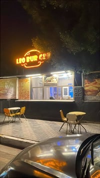 مطعم للبيع العنوان غزالية شارع مدير الامن داخل العاب الزيتون المطعم مط...