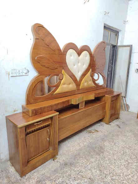 غرفه مستخدمه تزكام صاج 6باب طابقين نضافه فول سعر مليون 150معرض ابو عقيل ميسان حي رساله شارع ماطور قرب صيدليه حازم ***********((نتشري جميع الغرف))
