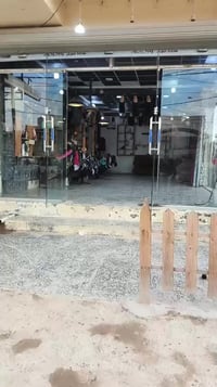 محل حلاقة • متكامل • المطار القديم