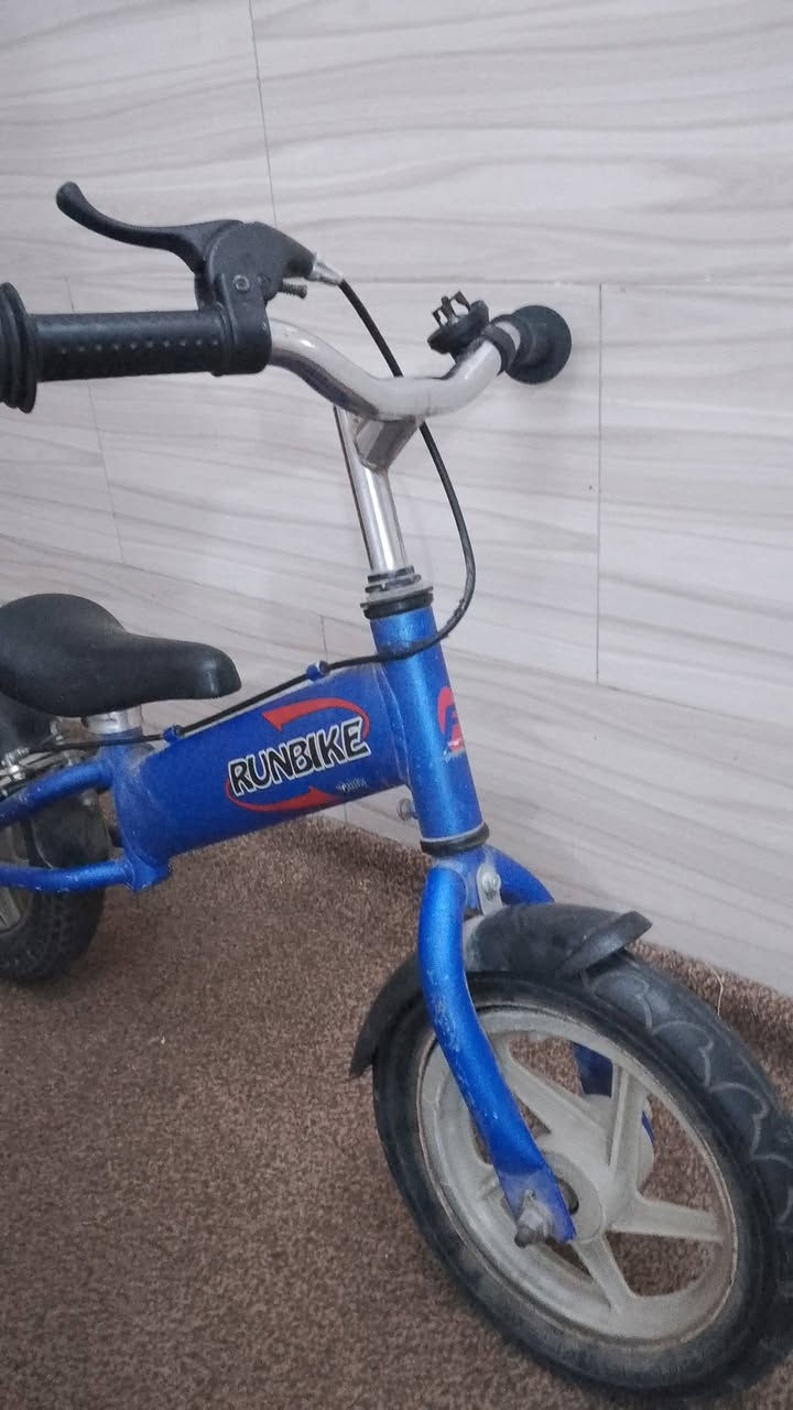 مساعد بايسكل لاطفال جبته الابني المانيه والله 30 وبي مجال


**إذا كنت صاحب هذا الإعلان وتريد حذفه لأي سبب، رجاءا أرسل رسالة إلى الدعم الفني**