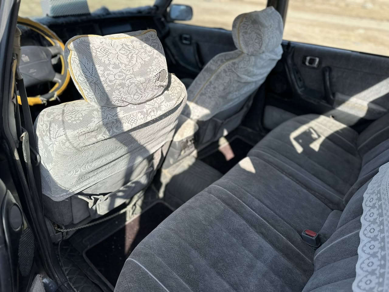 السلام عليكم تحية طيبة 

كراون أرنب ١٩٩٣ مكينة ٢٥٠٠ السيارة خير من الله گير مكينة صدر تدفئة تبريد سنوية جديدة بأسمي وهزه جديدة تحويل مباشر كفالة من أي ضربة الگشر هذا الموجود كدامك يرادله شغلات بسيطه

السعر : ٥٥$ وبيها مجال
العنوان : واسط - الصويرة
للإستفسار : ***********
