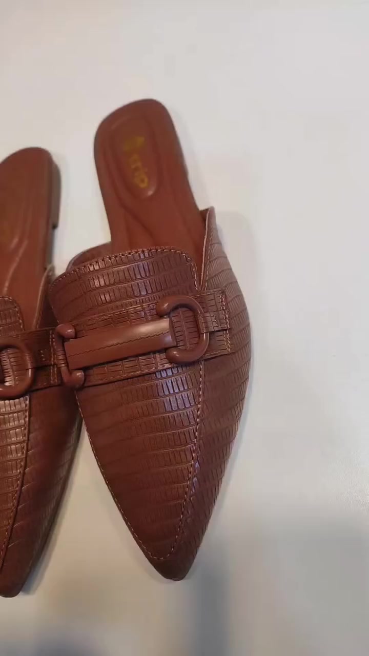 #سابو فلات يجنن ومريح ✅✅🫠

#تأنقي مع جنات للأحذيه والحقائب  ❤‍🔥

#قيااسات 37-38-39-40-41♥️ ✨ 

#ألوان كما وضح في الفيديو 4ألوان

العنوان / ديوانية قضاء عفك سوق الجمعه الاول مجاور
 الحلويات
      محل  علي حليم

       واتساب  ***********
      توصيل جميع محافظات العراق
