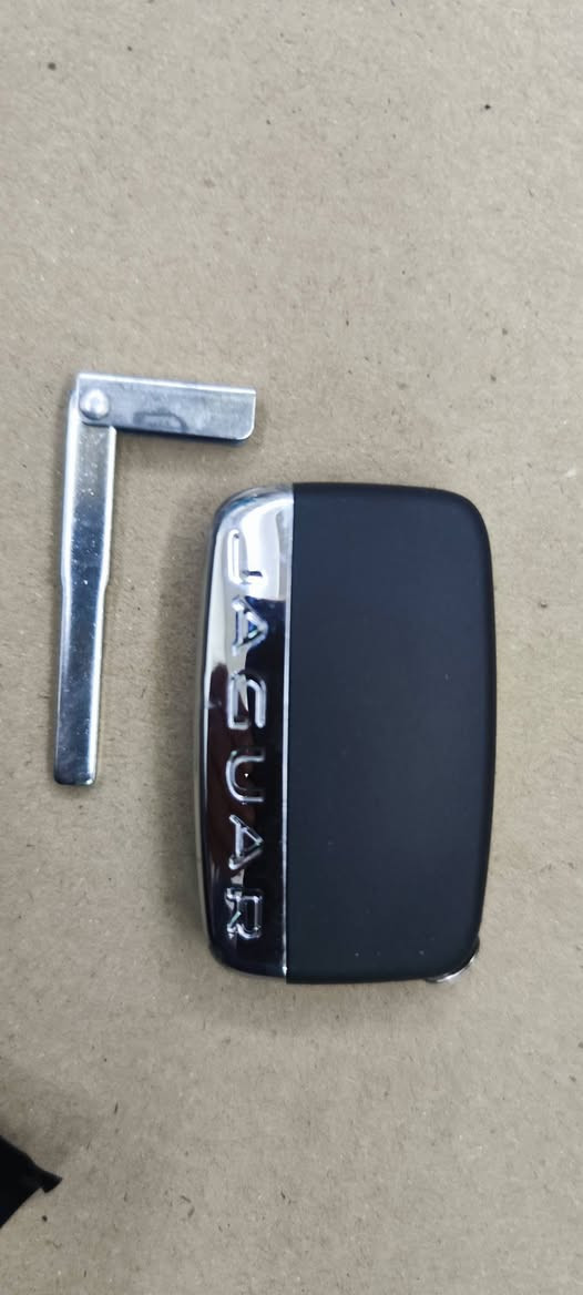 بصمة وخريطة كاملة جاگوار (( قابلة للبرمجة )) القطعة جديدة متوفر أكثر من قطعة  التردد 433 ( السعر 50 الف ) يوجد توصيل .


**إذا كنت صاحب هذا الإعلان وتريد حذفه لأي سبب، رجاءا أرسل رسالة إلى الدعم الفني**