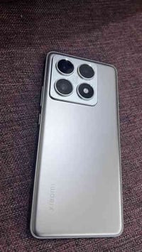 شاومي 14t pro  العملاق من شركة شاومي ذاكرة 512 تردد الشاشة 144hz مستخد...