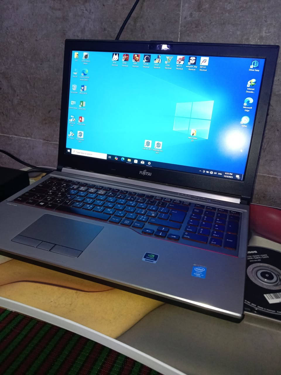 بسعر ١٦٥ الف فقط 
Fujitsu لابتوب 
Warkstaition 
CPU core i7 4910 MQ
Ram 8 gb قابل لتطوير 
Hrad ٢٥٦ ssd 2.5 قابل لتطوير 
VGA 2g nvidia quardo k2100m كارت الشاشة خارجي 
DVD مشغل
Screen ١٦ الشاشة
واذا ردت لابتوب برام ١٦ كيكا وهارد 1 tera
ممكن مع زيادة السعر.


**إذا كنت صاحب هذا الإعلان وتريد حذفه لأي سبب، رجاءا أرسل رسالة إلى الدعم الفني**