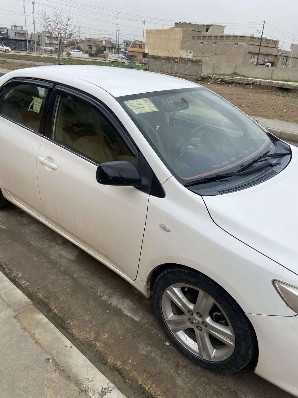 السلام عليكم
كورله 2012
سياره رقم اربيل بسمي شرط التحويل ووكاله
سياره شرط بدون صبغ 
سياره بيها كابون بانزين
محرك 1800شرط لا نفخ ولا صرف 
سياره شرط انظف من صور
مروس حسب القناعة
***********
***********
