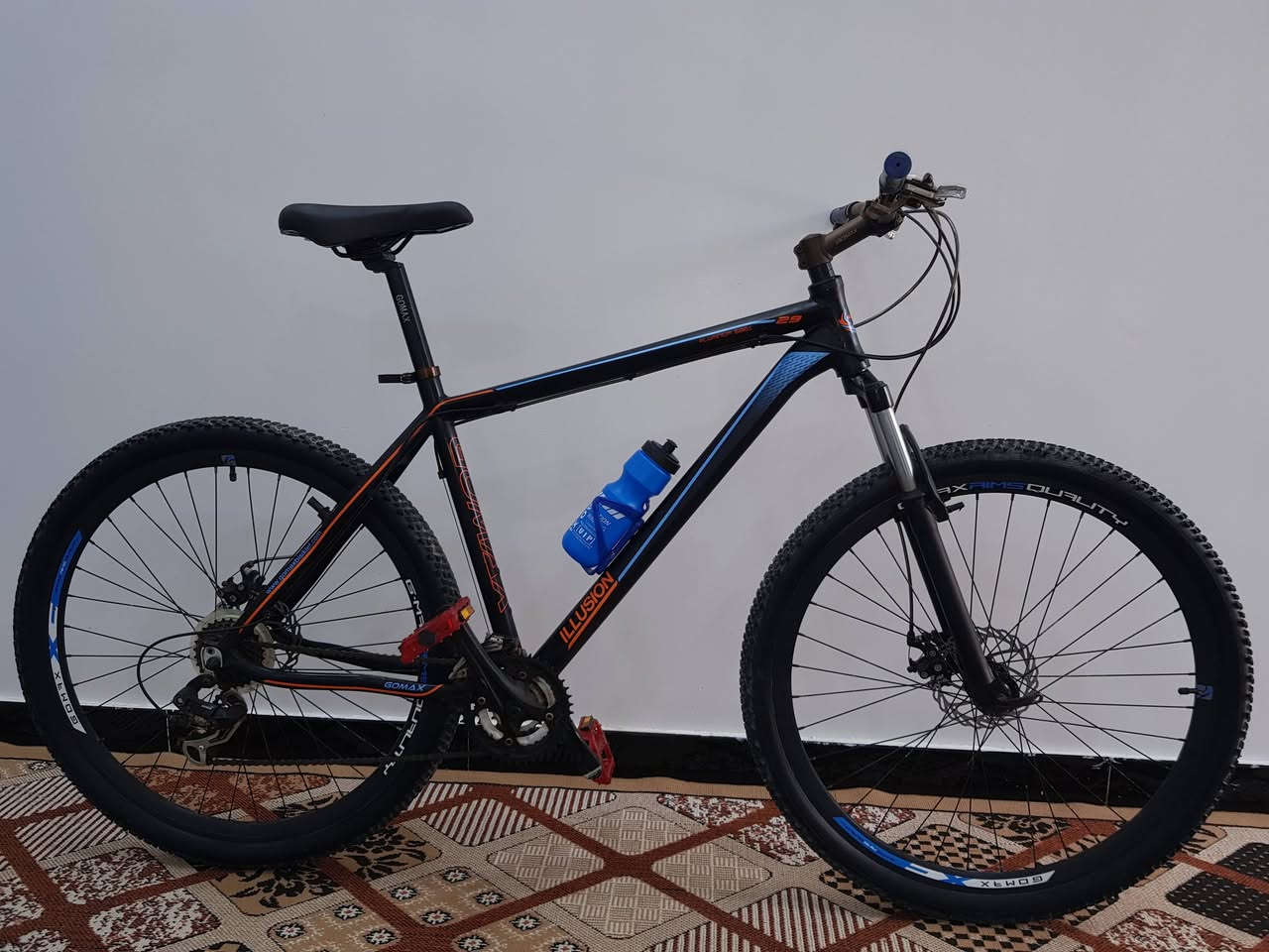 بايسكل جبلي الامنيوم حجم 29 مكينه 3×7 سستم شيمانو كامل كله شغال *********** واتساب
